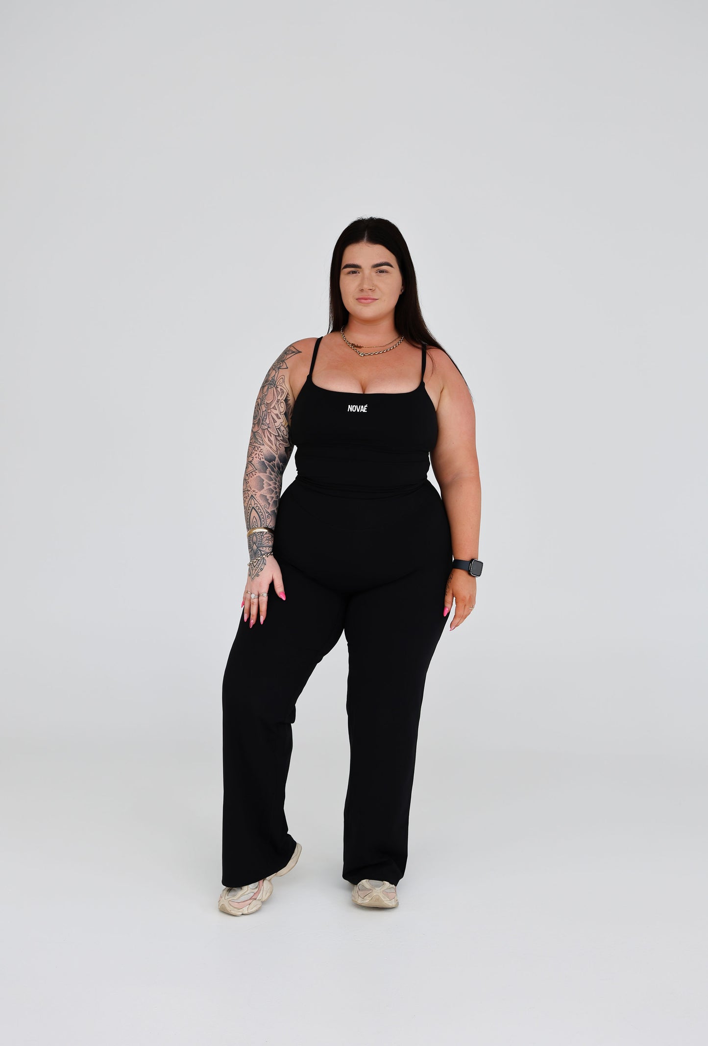 ESSNTL Wide legs - Black