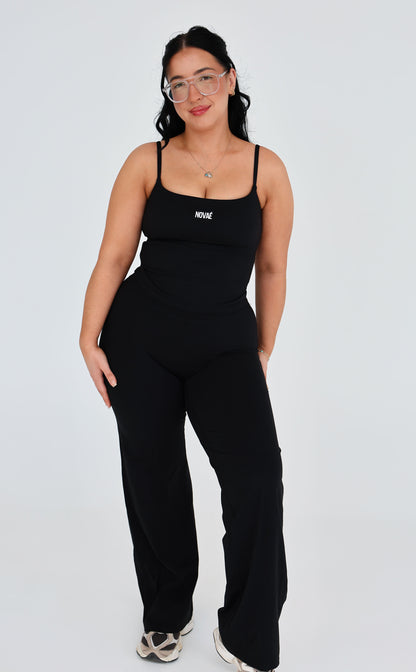 ESSNTL Wide legs - Black
