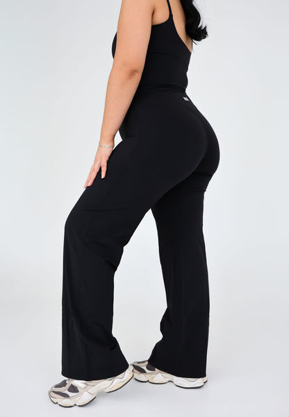 ESSNTL Wide legs - Black