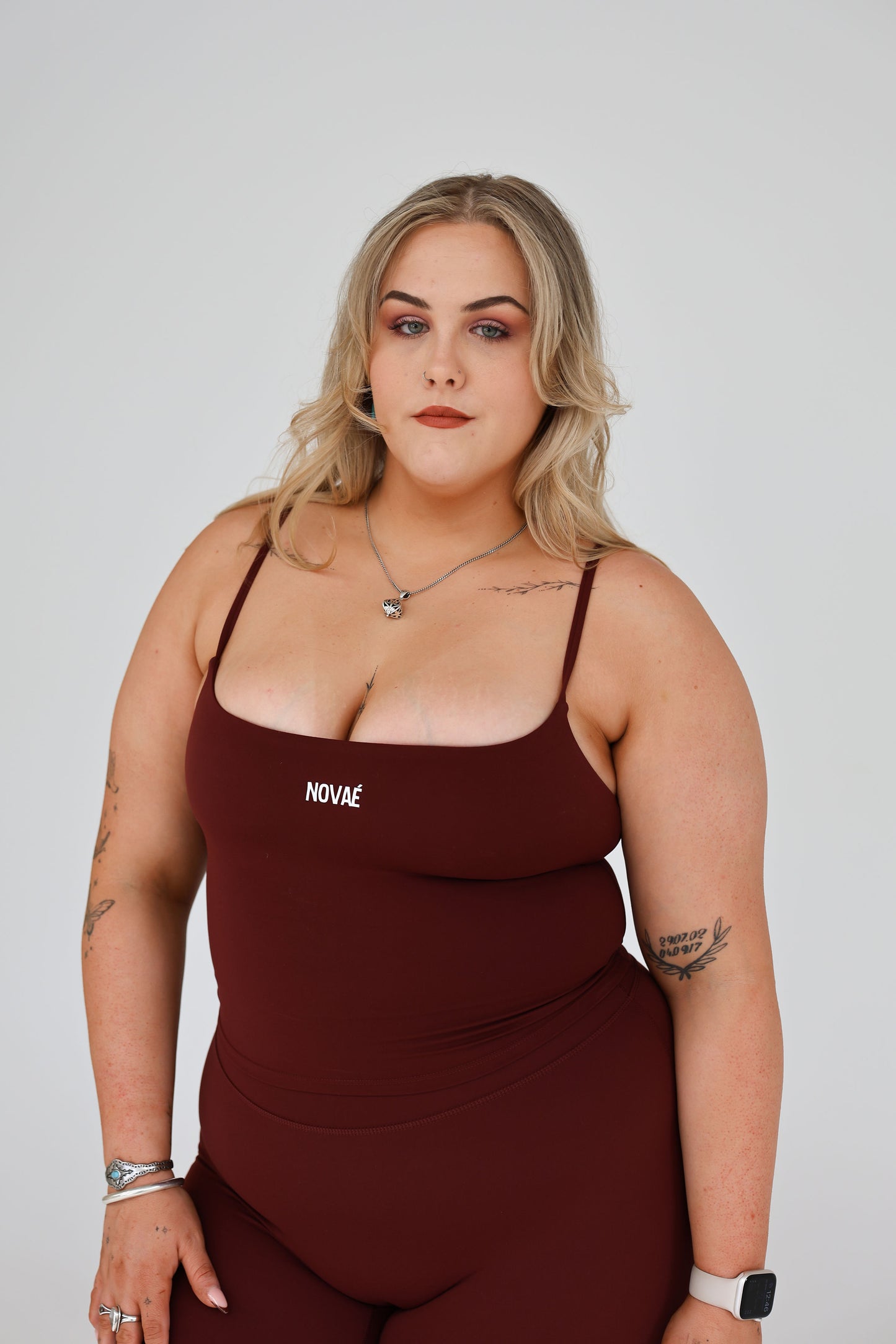 ESSNTL Singlet - Burgundy