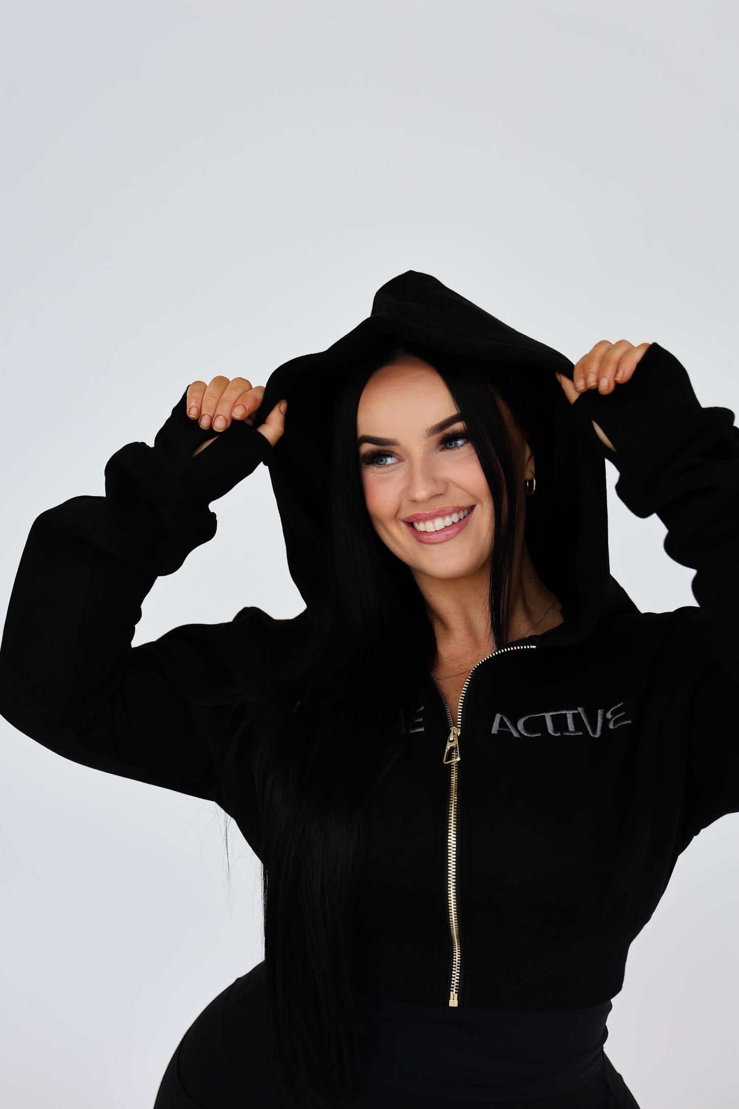 CMFRT Cropped Jacket - [OUT OF LINE LOGO]