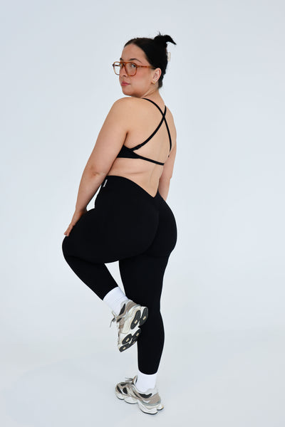 V-Back Leggings - Black